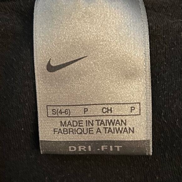 Nike workout crop top, black, women’s, size small (4-6) - Picture 7 of 10